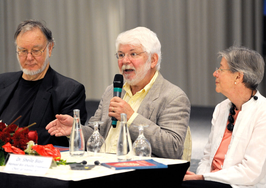 20111027pressconf002