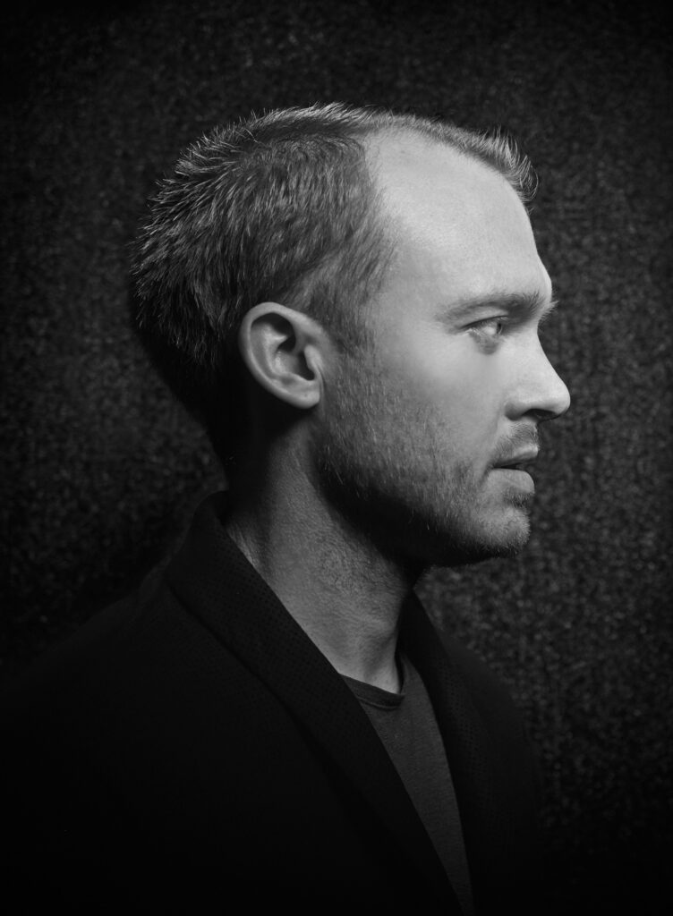 30march2015 Gregrosborough Profile