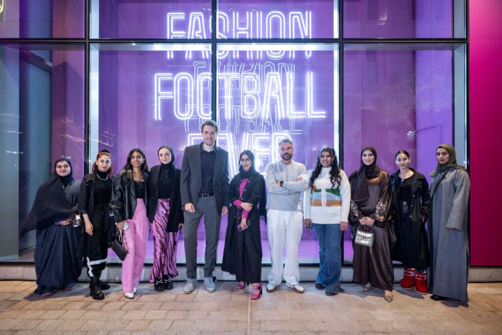 Vcuarts Qatars Dean Amir Berbić Along With Students, Alumni, And Faculty At The Window Displays.resized