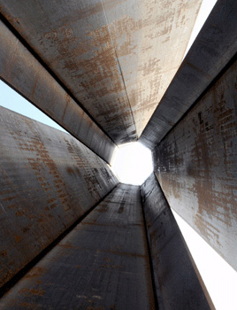 Smalltout Richard Serra