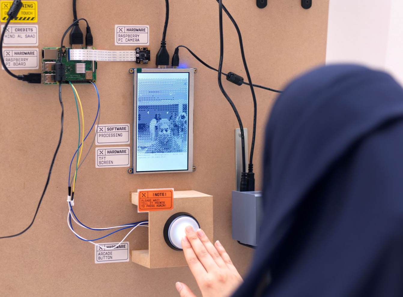 2.xlab Helloworldexhibition